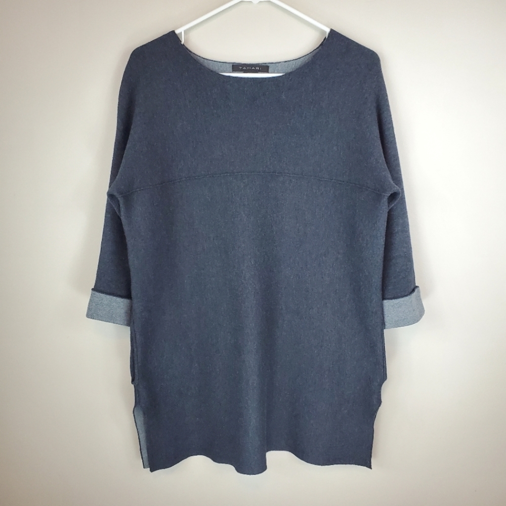 Tahari Size M Gray Cozy Shirt Tunic Top With Pockets